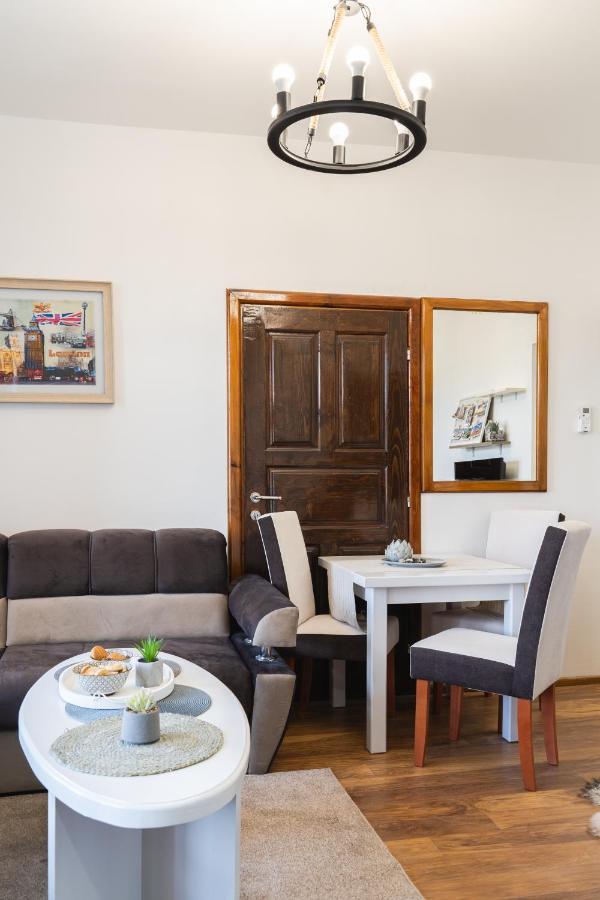 Villa Adelaida Сараево Екстериор снимка